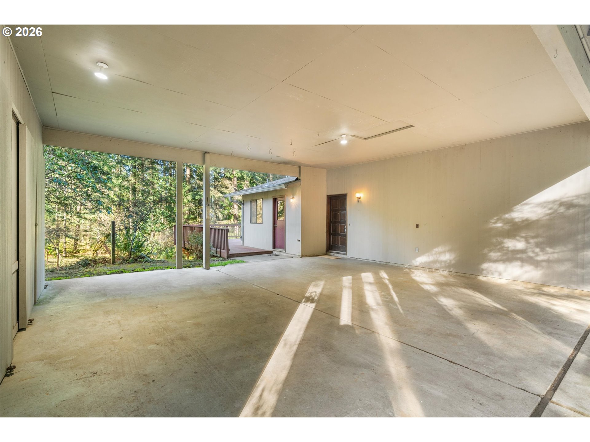 27783 SW STRAWBERRY HILL DR