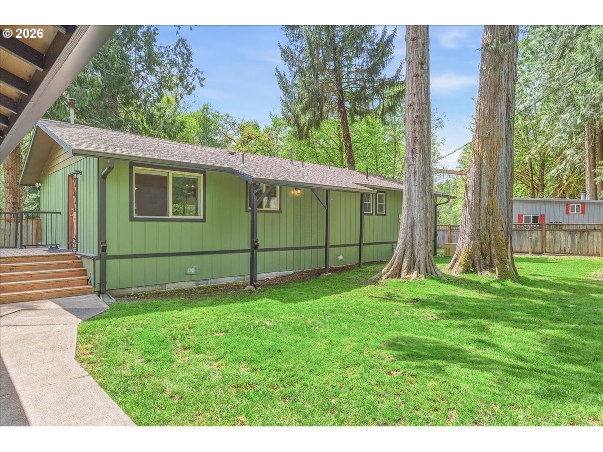 15116 CREEK VIEW LN
