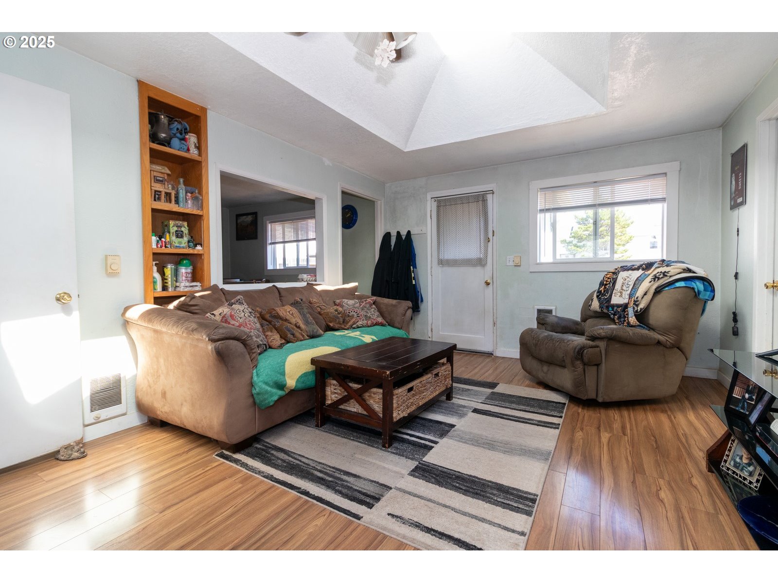 Florence, Oregon 97439, United States, 2 Bedrooms Bedrooms, ,1 BathroomBathrooms,Residential,Active,201951