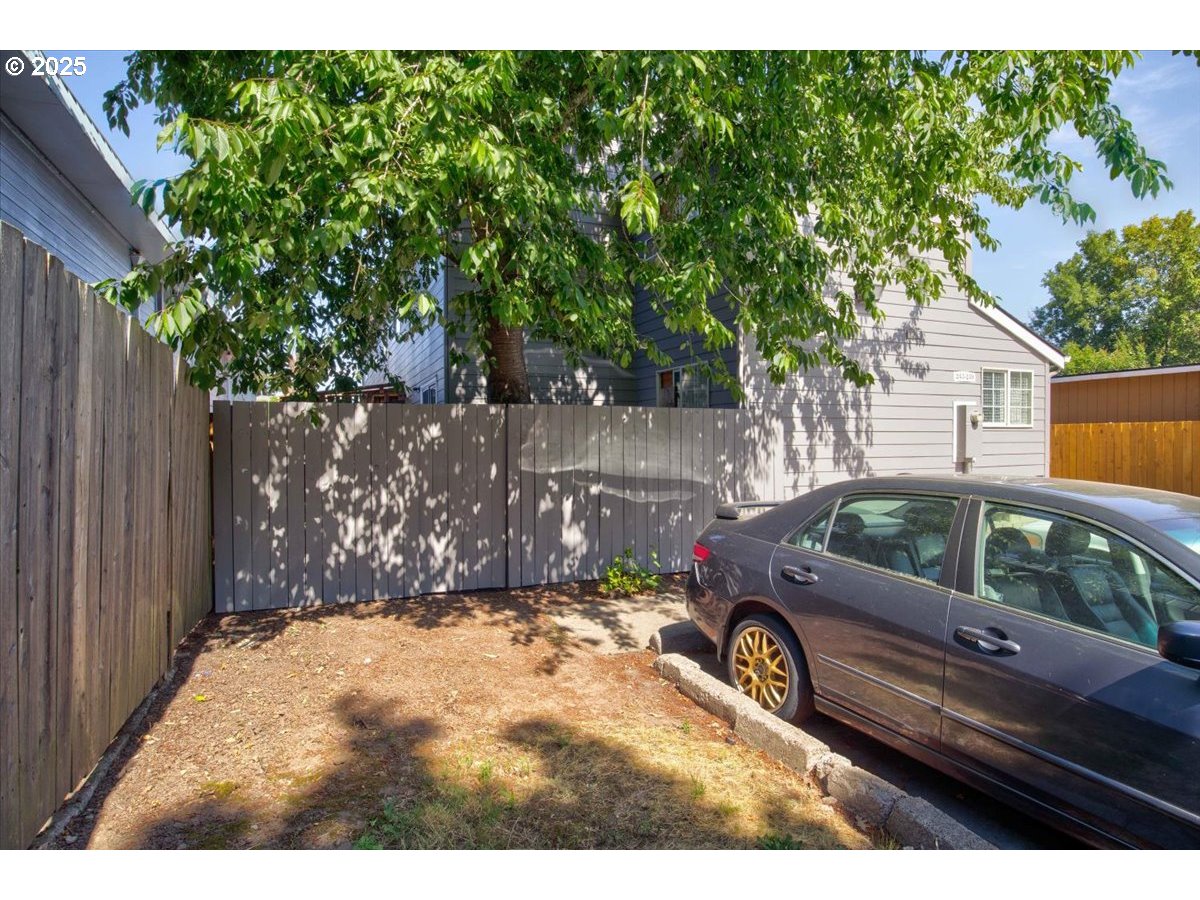 241 NW 25TH ST