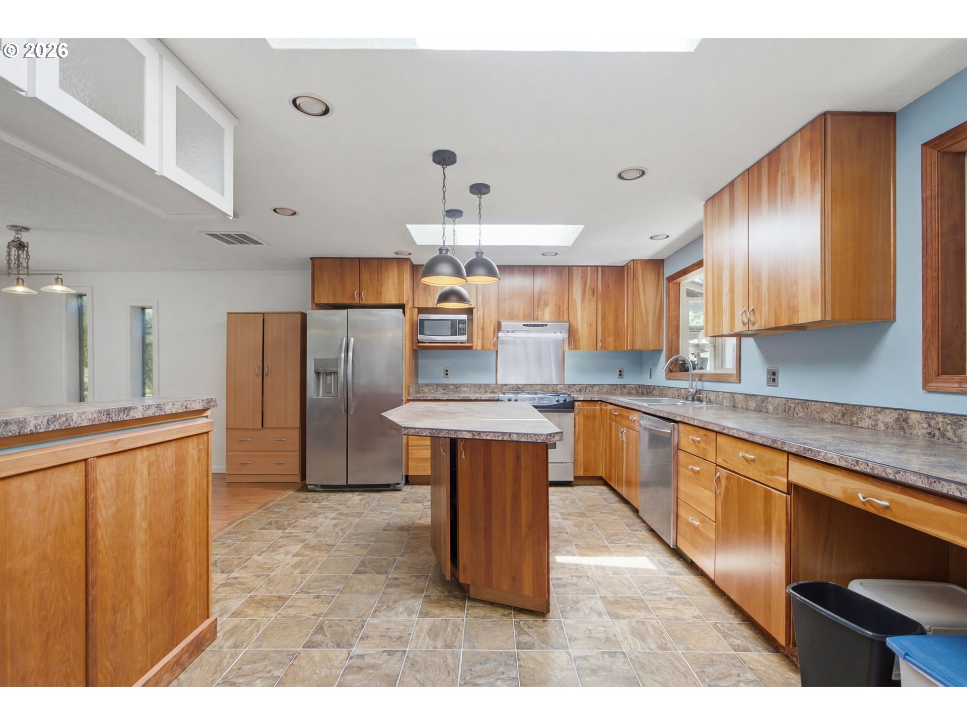 3820 SE EL CAMINO DR