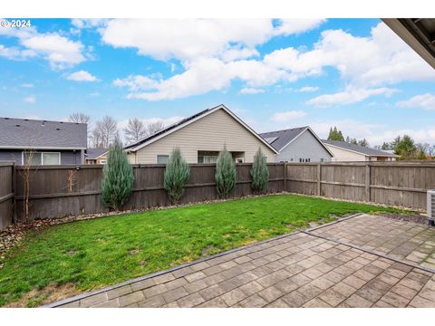 A home in Estacada