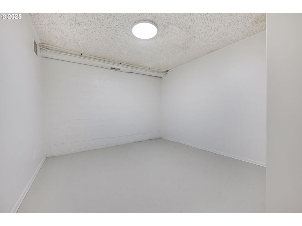 listing image 36