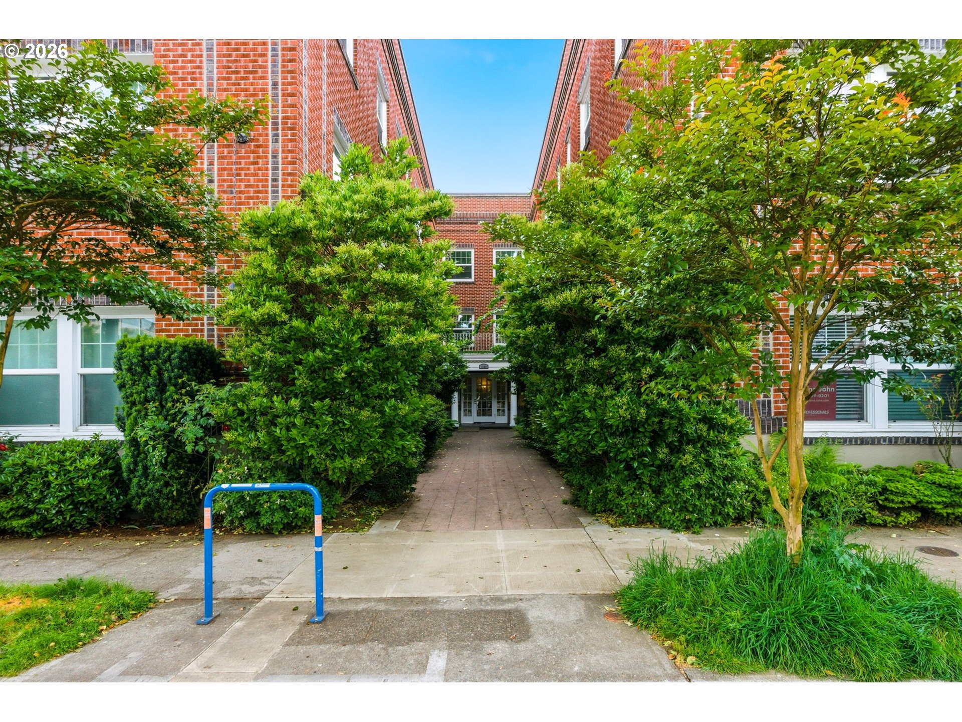 1509 NE 10TH AVE 304