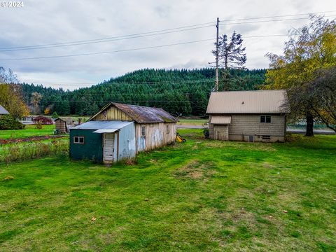 A home in Molalla