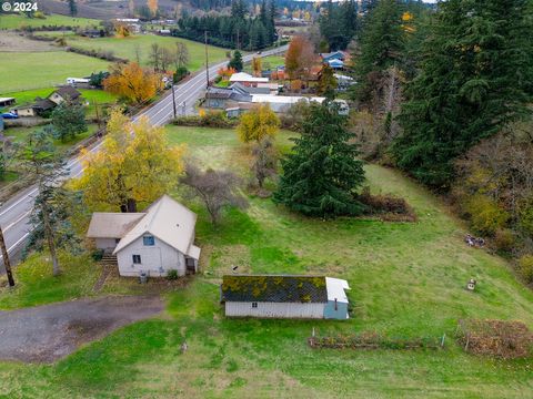 A home in Molalla