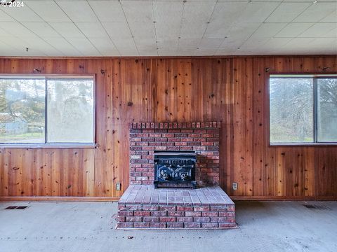 A home in Molalla