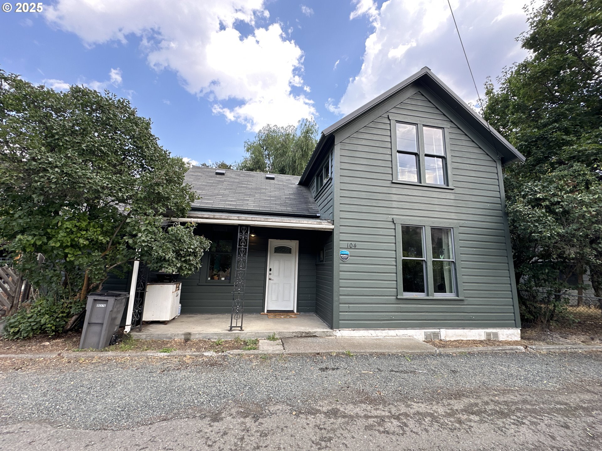 104 CLARK ST