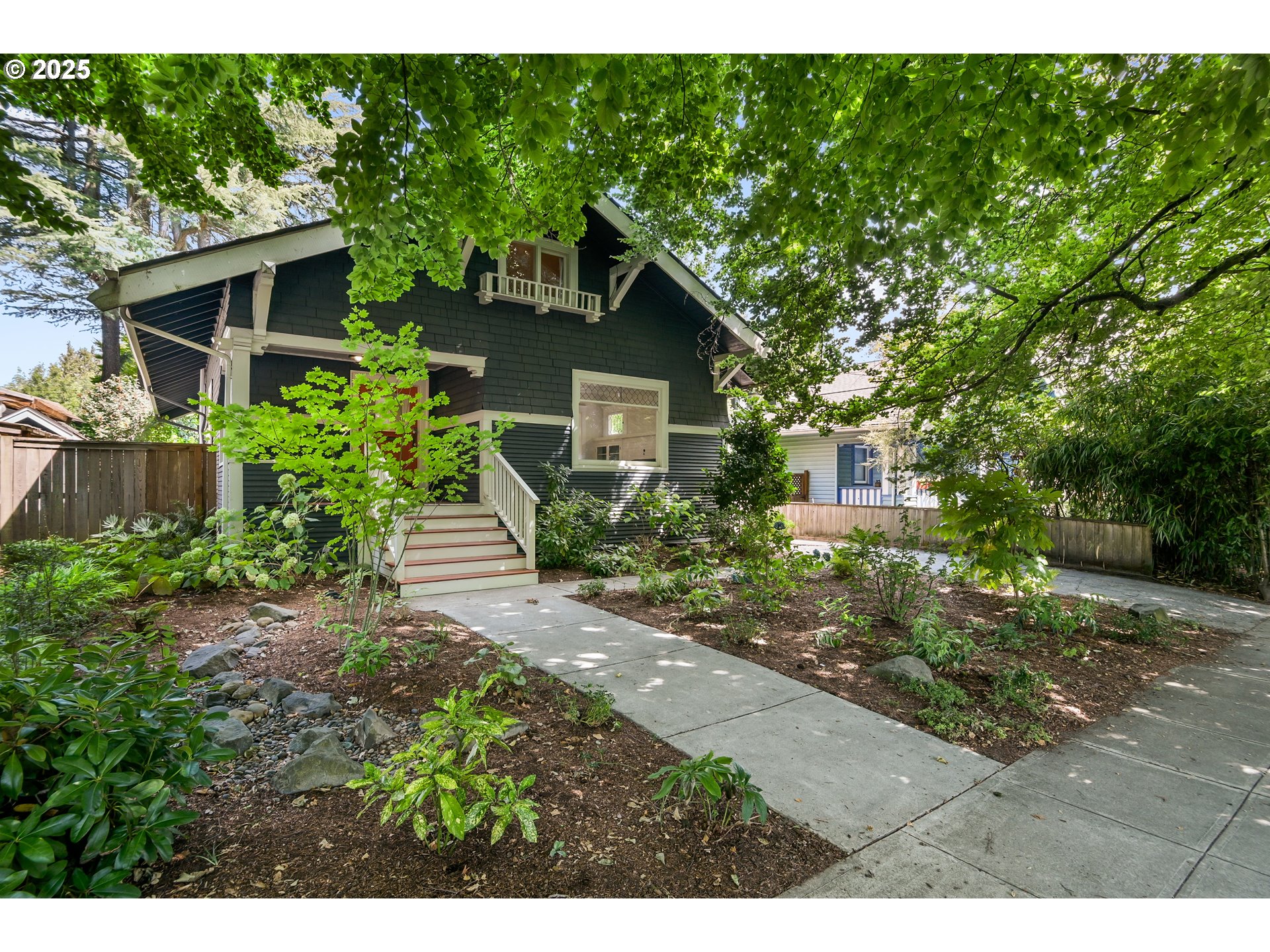 2438 NE 7TH AVE