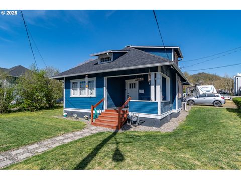 334 NE NASH ST Roseburg OR 97470