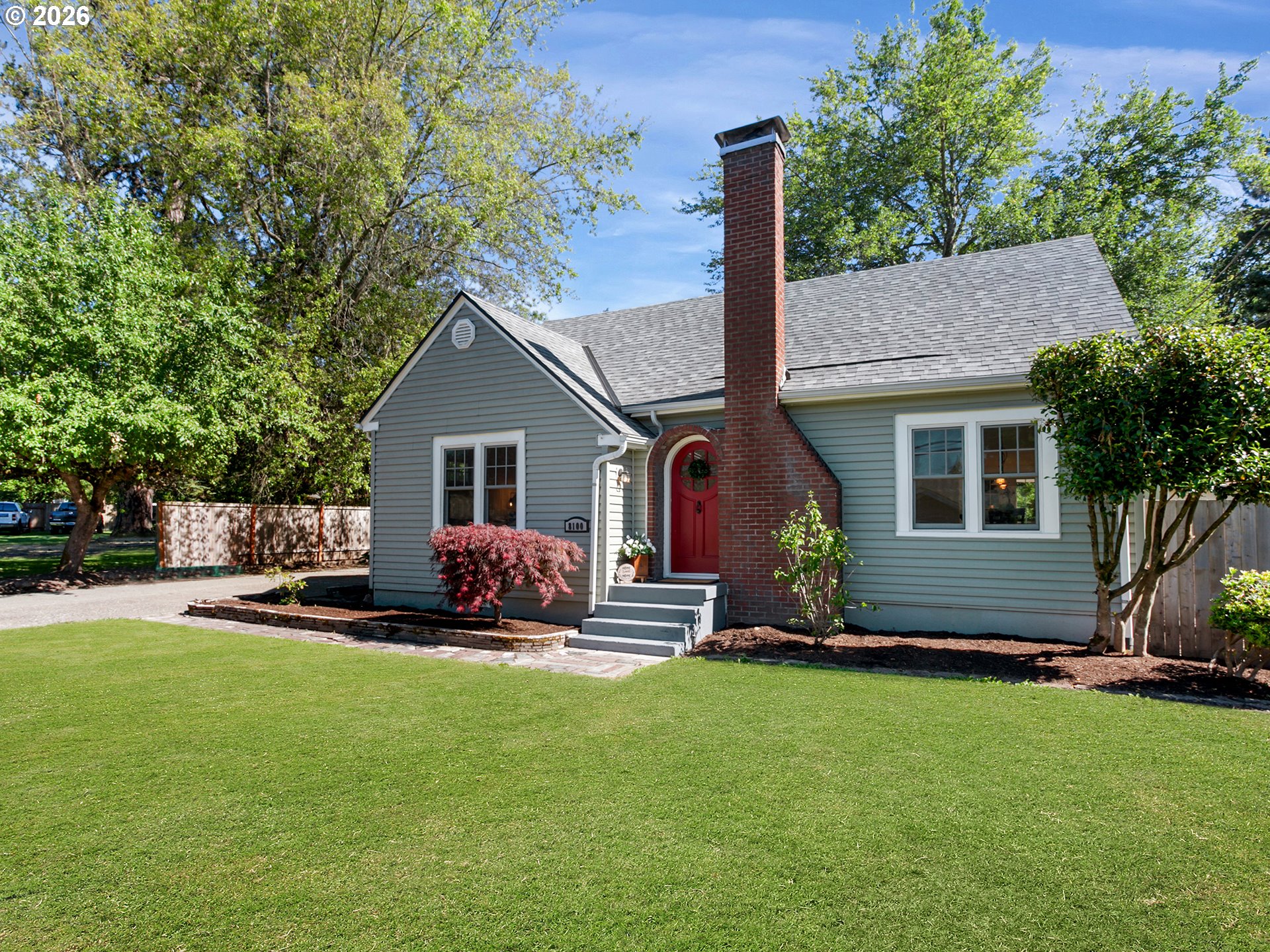 8100 SW LOCUST ST