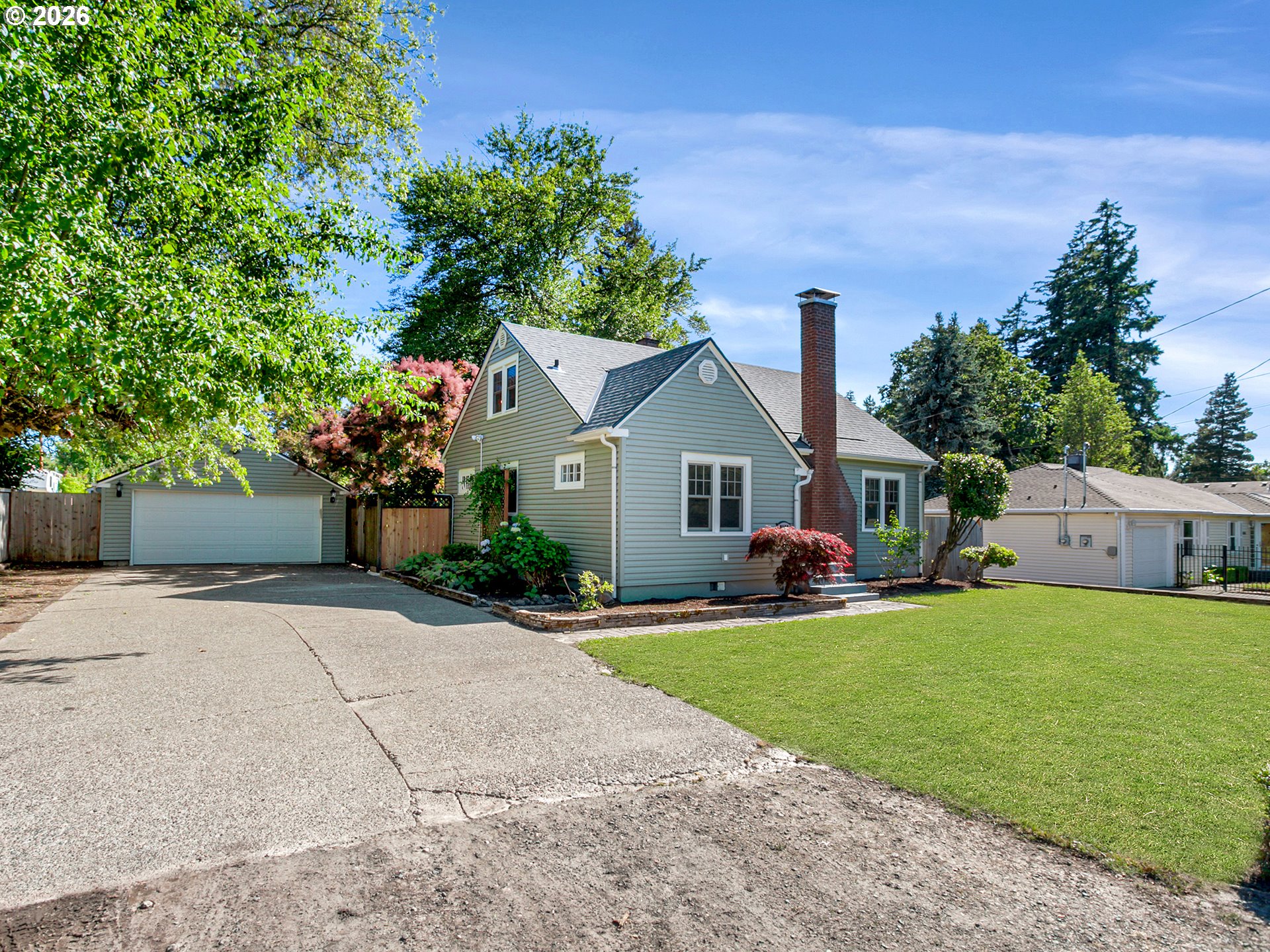 8100 SW LOCUST ST