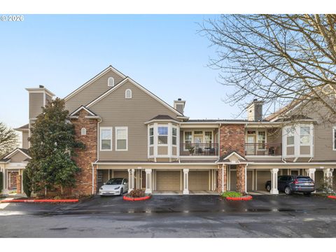 1231 NE HORIZON LOOP 208 Hillsboro OR 97124