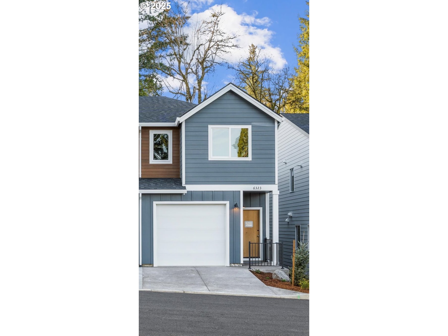 6323 SE Chloe Rose WAY