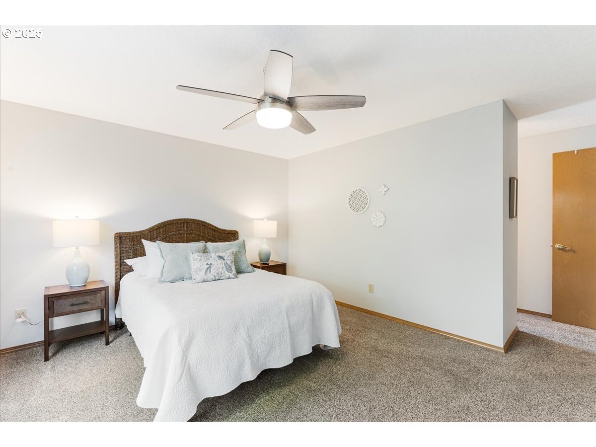 Portland, Oregon 97224, United States, 2 Bedrooms Bedrooms, ,2 BathroomsBathrooms,Residential,Pending,115441