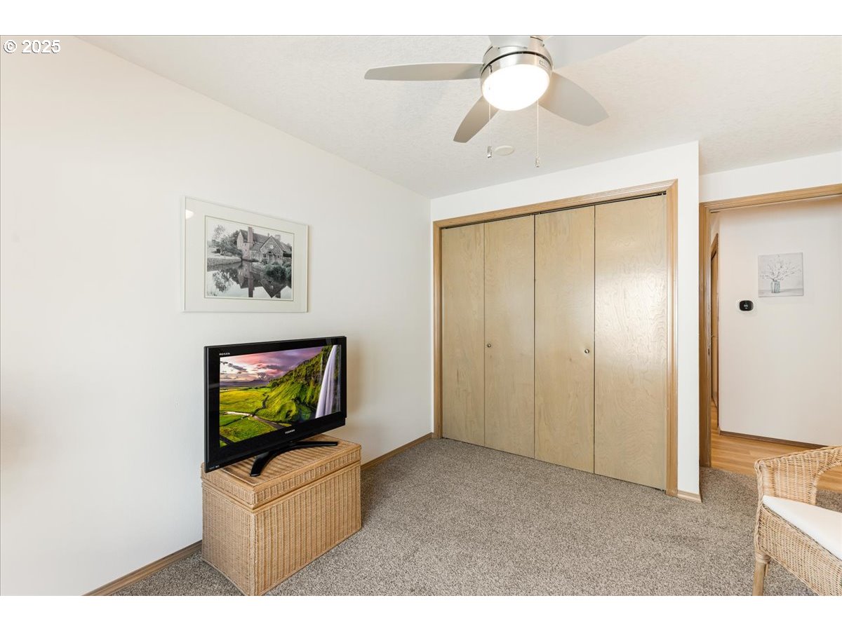 Portland, Oregon 97224, United States, 2 Bedrooms Bedrooms, ,2 BathroomsBathrooms,Residential,Pending,115441