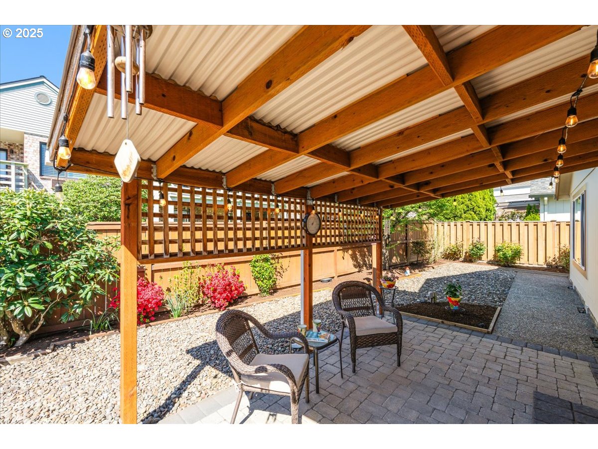 Portland, Oregon 97224, United States, 2 Bedrooms Bedrooms, ,2 BathroomsBathrooms,Residential,Pending,115441