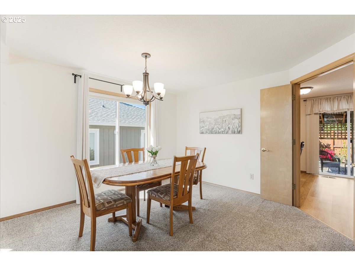 Portland, Oregon 97224, United States, 2 Bedrooms Bedrooms, ,2 BathroomsBathrooms,Residential,Pending,115441