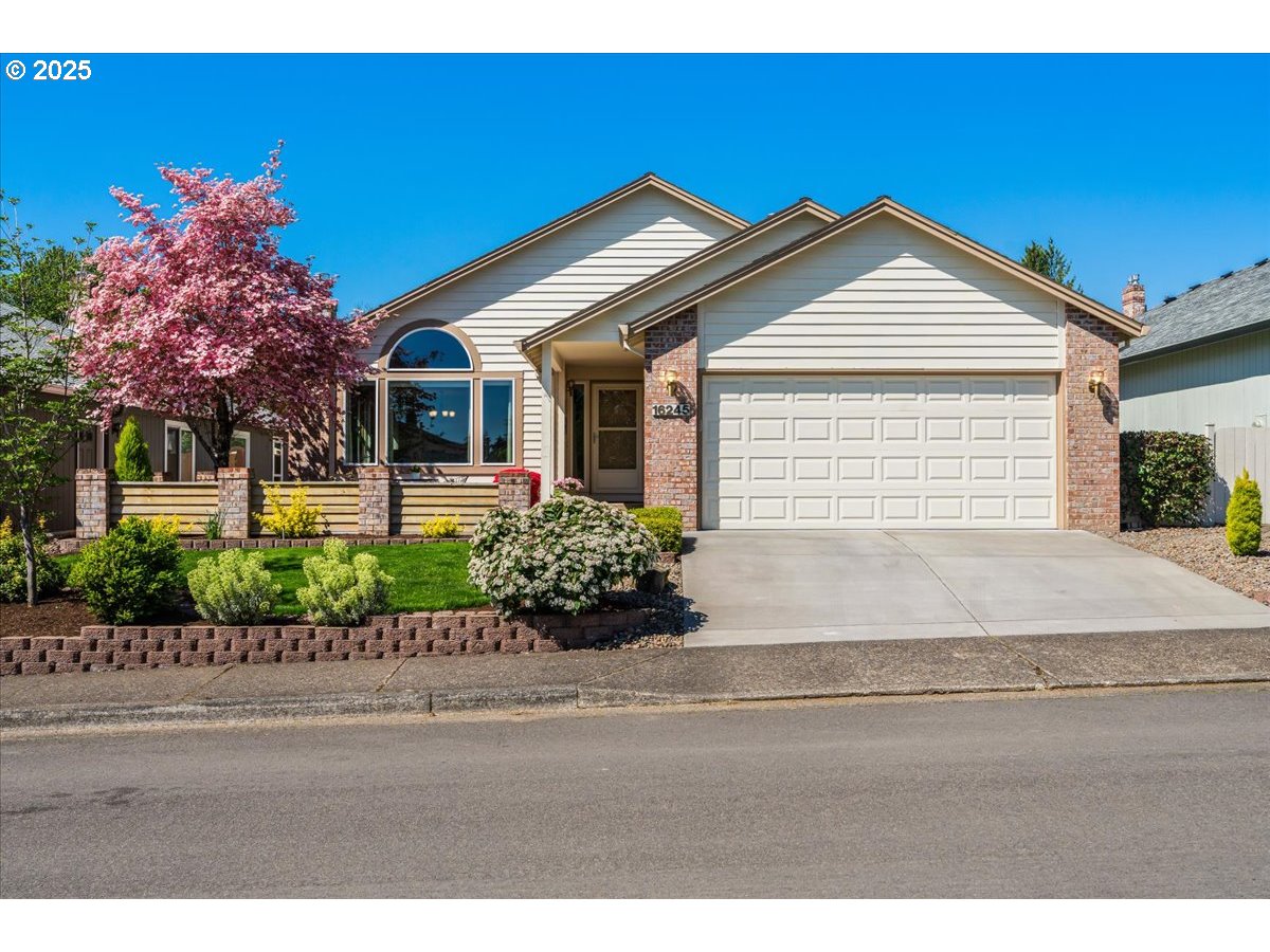 Portland, Oregon 97224, United States, 2 Bedrooms Bedrooms, ,2 BathroomsBathrooms,Residential,Pending,115441