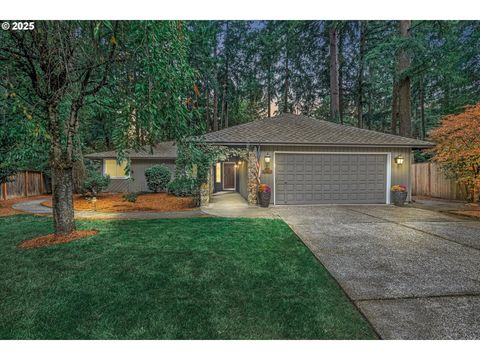 7867 SW WHITFURROWS CT Portland OR 97224