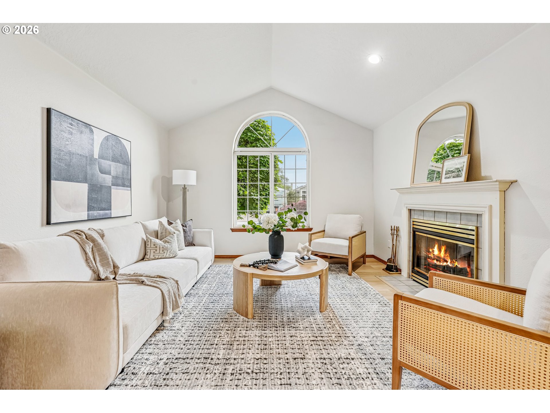 3231 NE 1ST PL