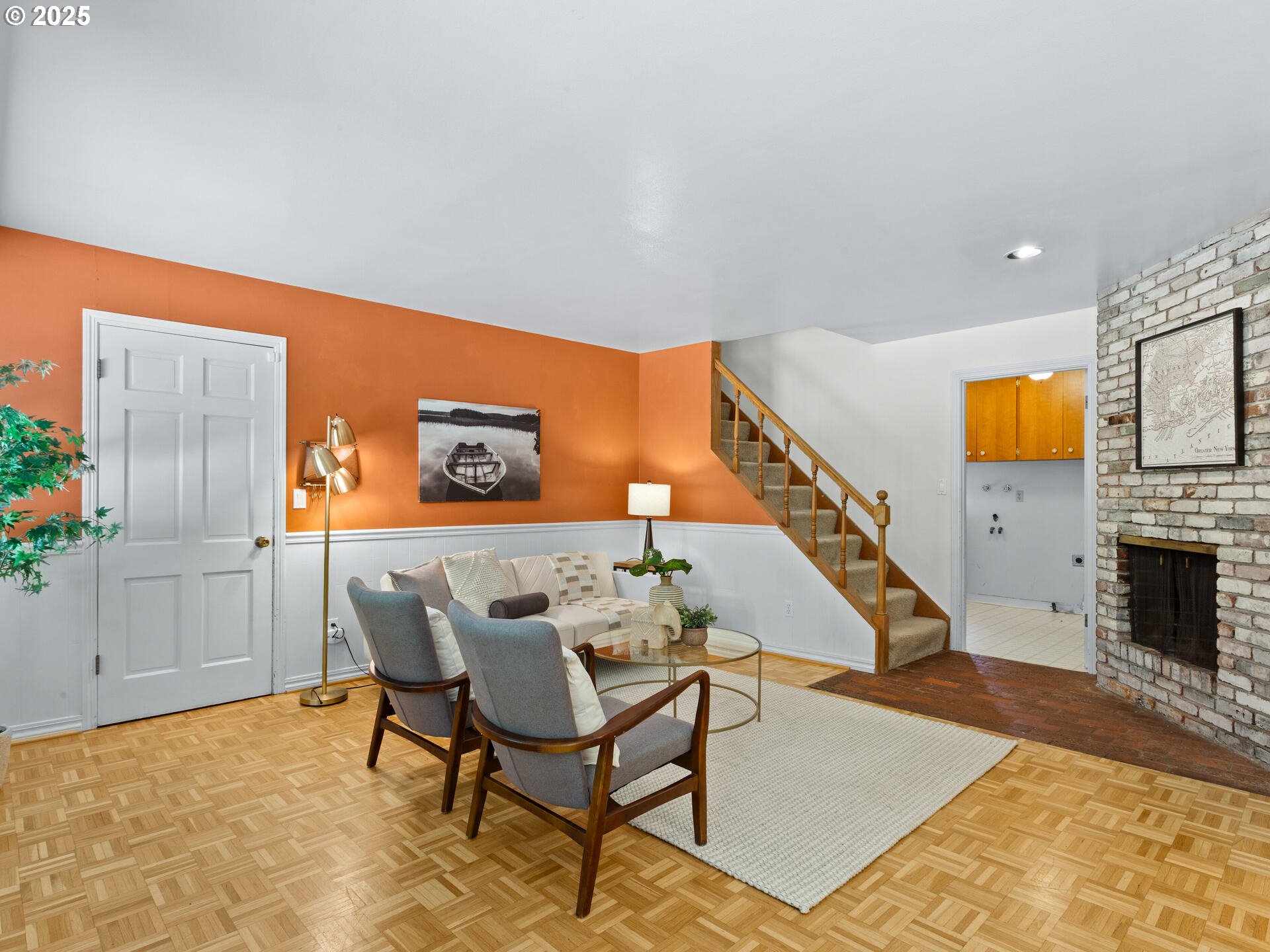 Lake Oswego, Oregon 97034, United States, 4 Bedrooms Bedrooms, ,3 BathroomsBathrooms,Residential,Pending,141086