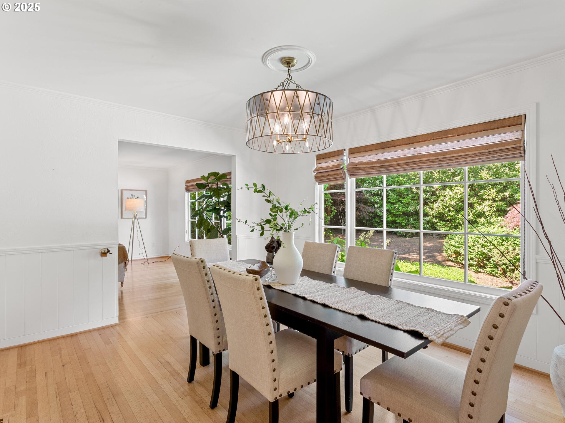 Lake Oswego, Oregon 97034, United States, 4 Bedrooms Bedrooms, ,3 BathroomsBathrooms,Residential,Pending,141086