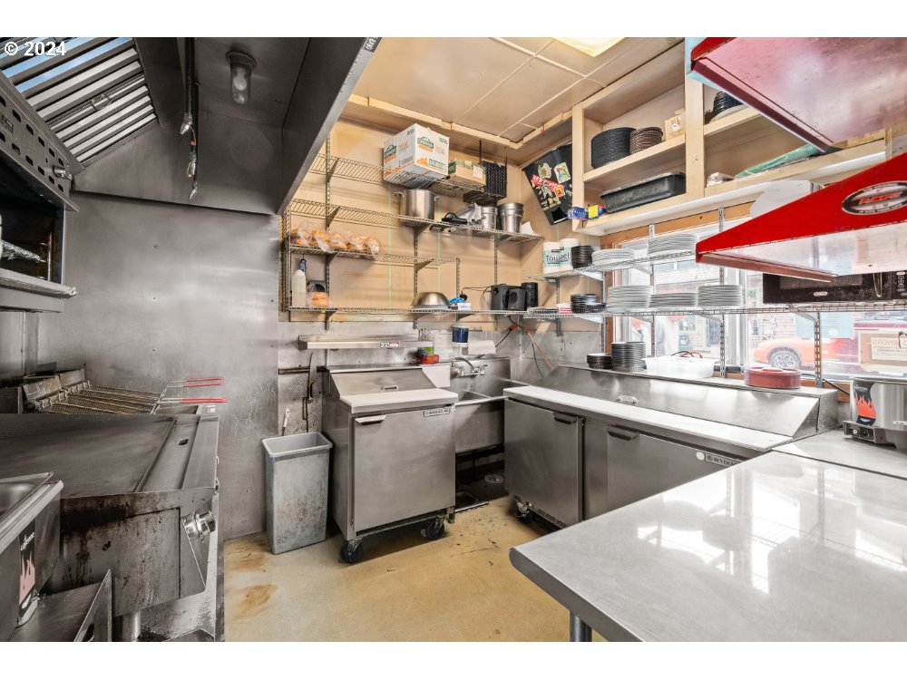 Manzanita, Oregon 97130, United States, ,Commercial,Active,45727