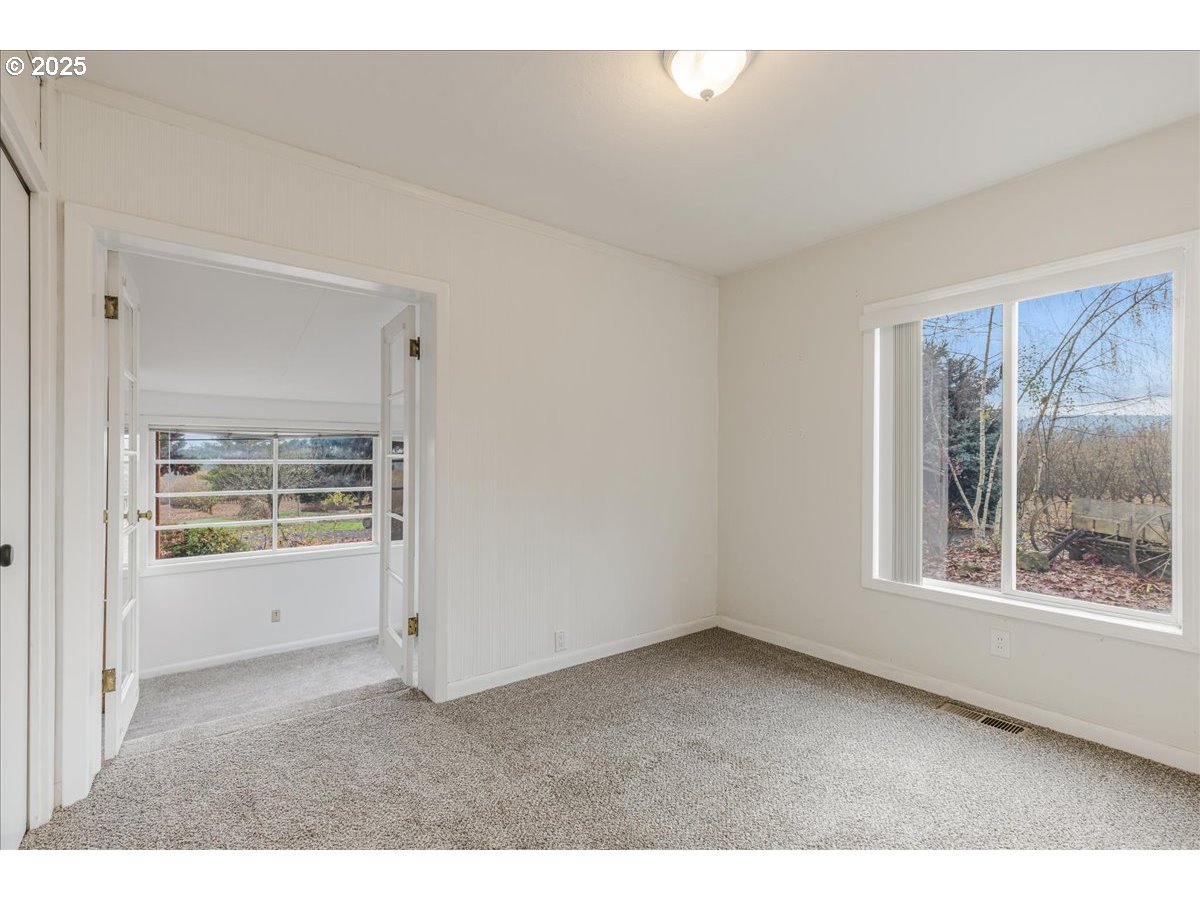 Hillsboro, Oregon 97123, United States, 2 Bedrooms Bedrooms, ,1 BathroomBathrooms,Residential,Active,247948