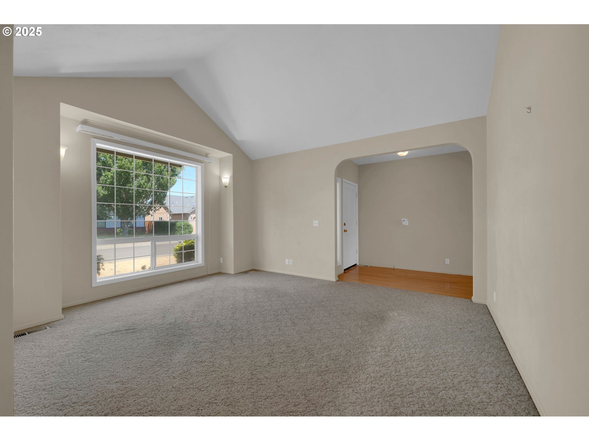 860 Impala AVE