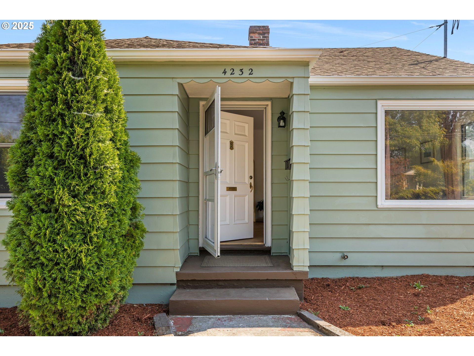 4232 NE 73rd AVE