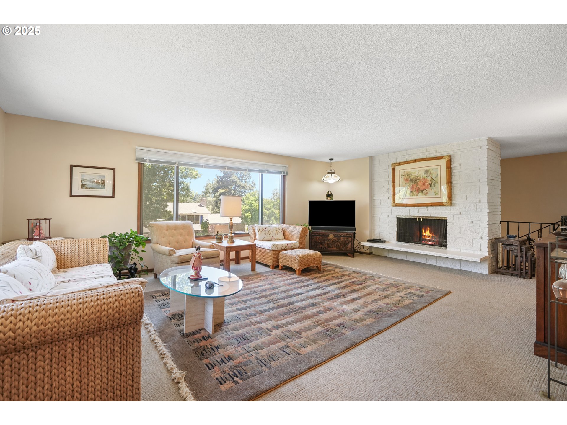 17435 CROWNVIEW DR
