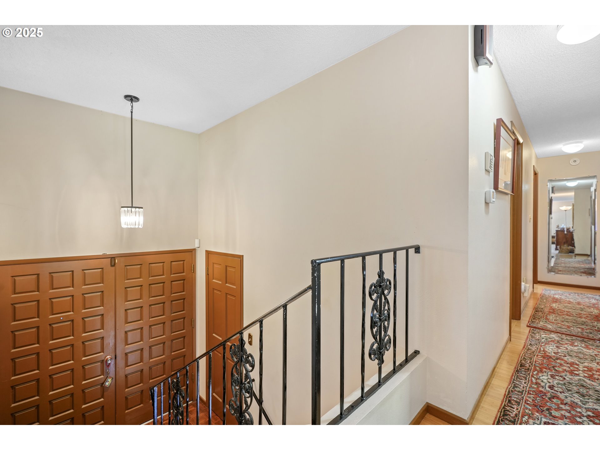 17435 CROWNVIEW DR