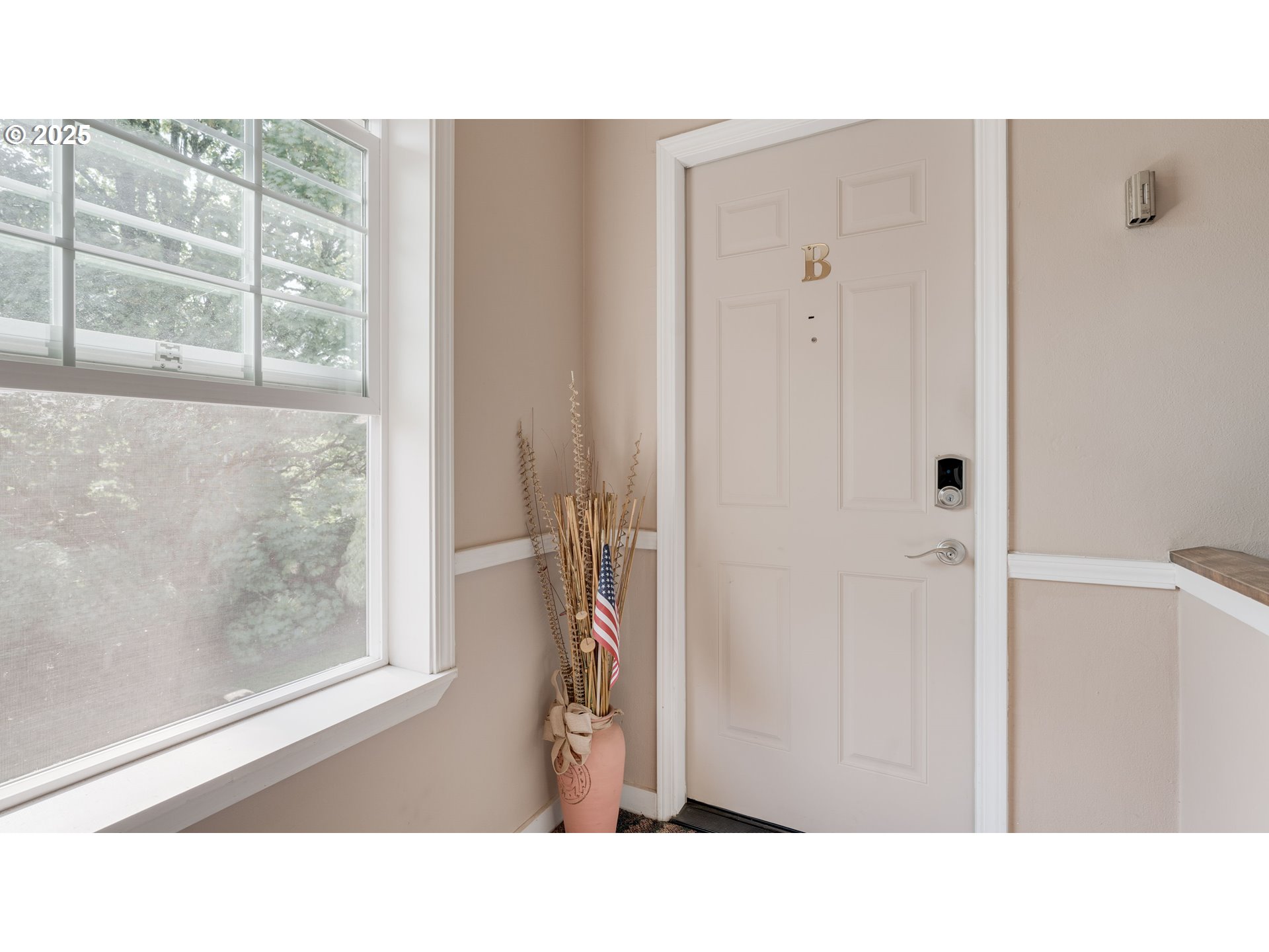 308 E 12TH ST 308 B