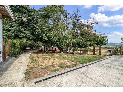 Tiny photo for 36117 Highway 58, Pleasant Hill, OR 97455 (MLS # 461353899)