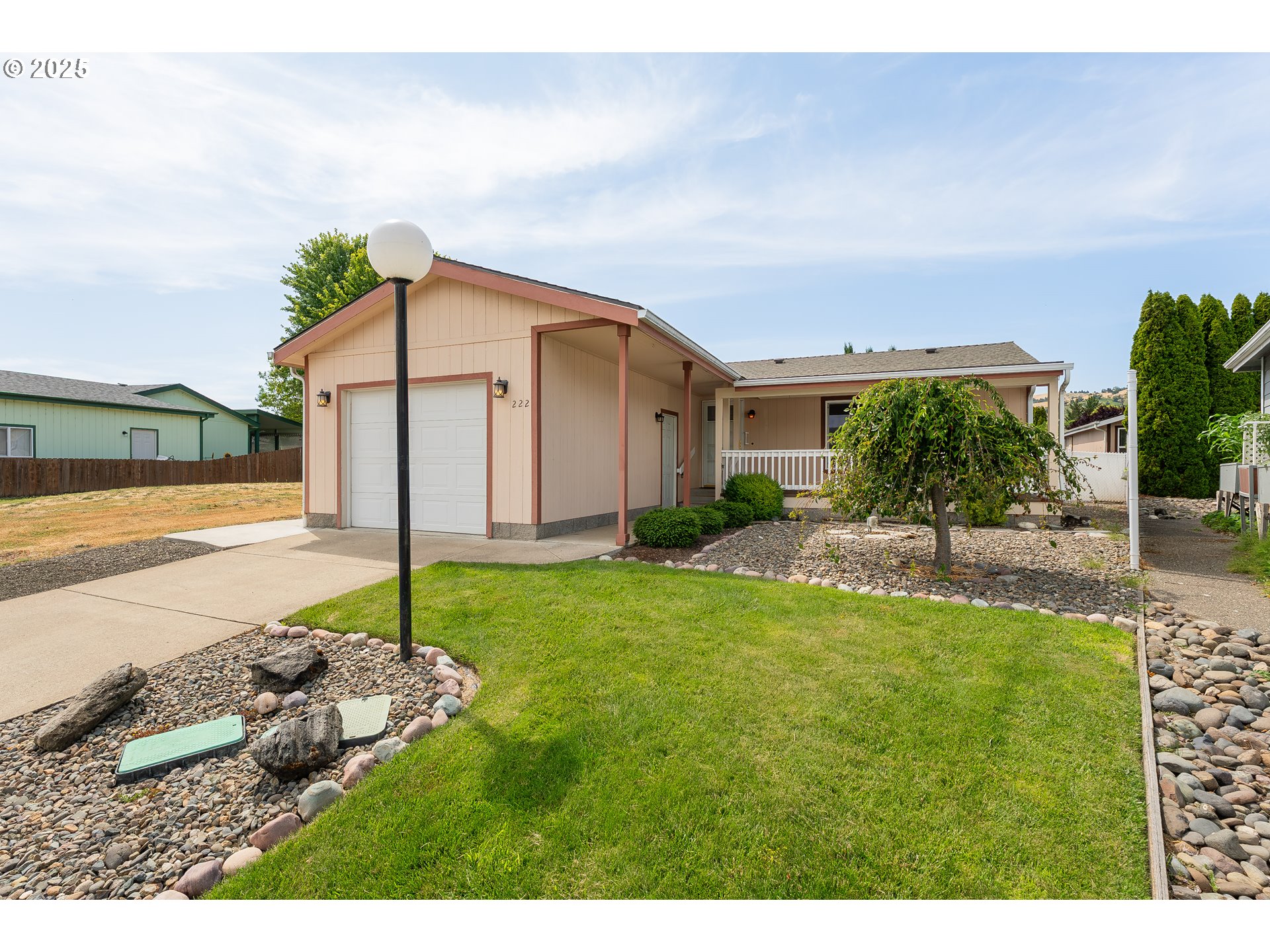 222 KRISTI LEE LN