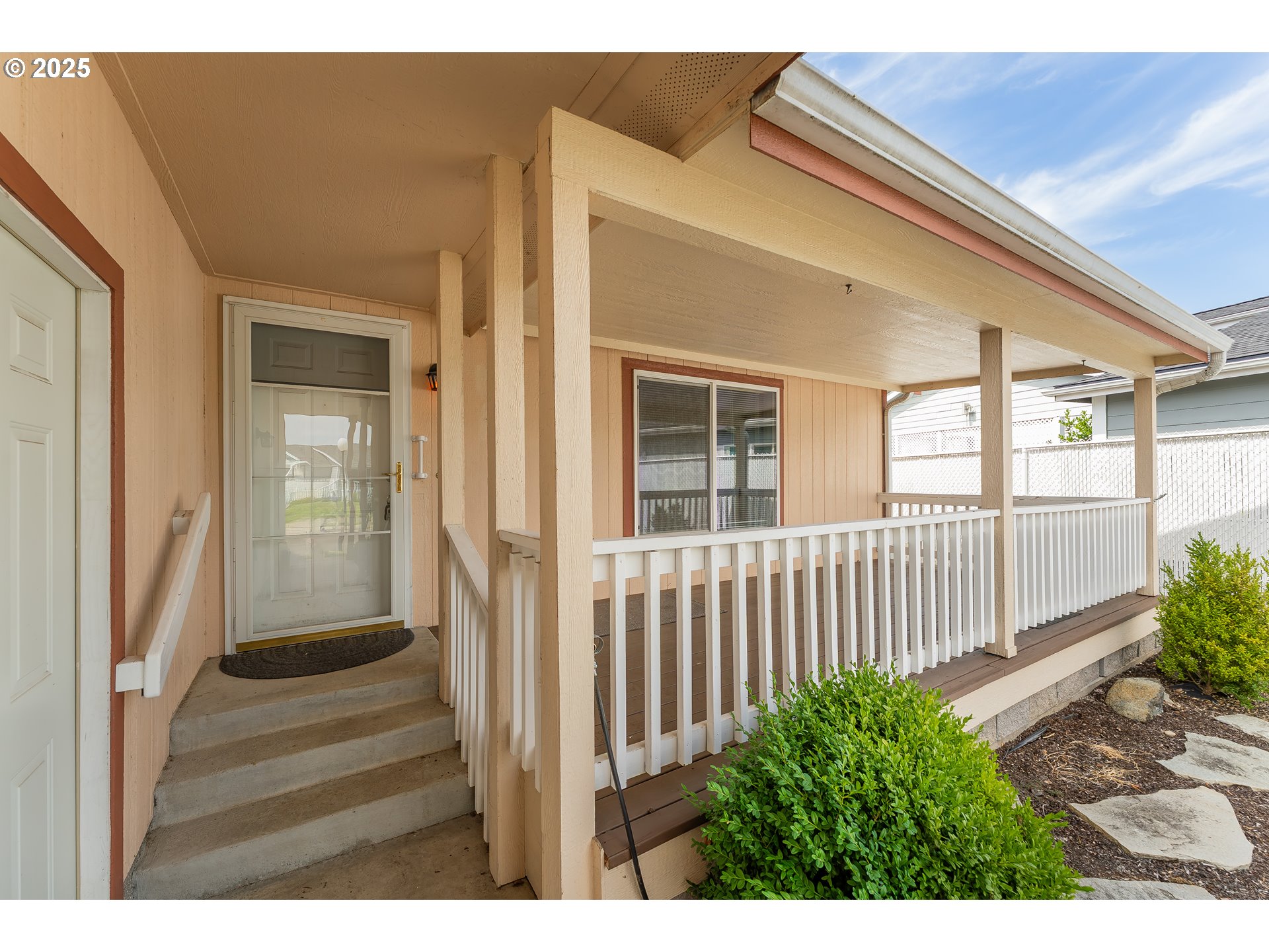 222 KRISTI LEE LN