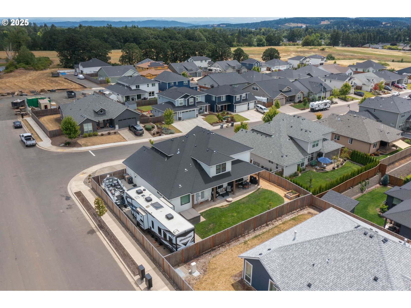 495 NW CASCADE MOUNTAIN DR