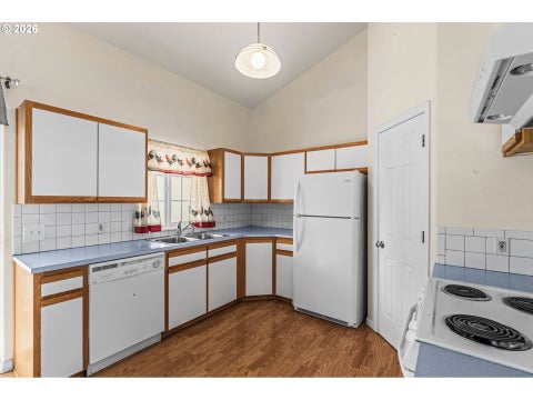 Tiny photo for 18 Village Dr, Creswell, OR 97426 (MLS # 595680075)