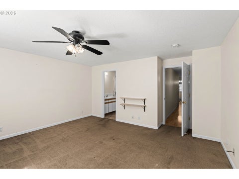 Tiny photo for 18 Village Dr, Creswell, OR 97426 (MLS # 595680075)