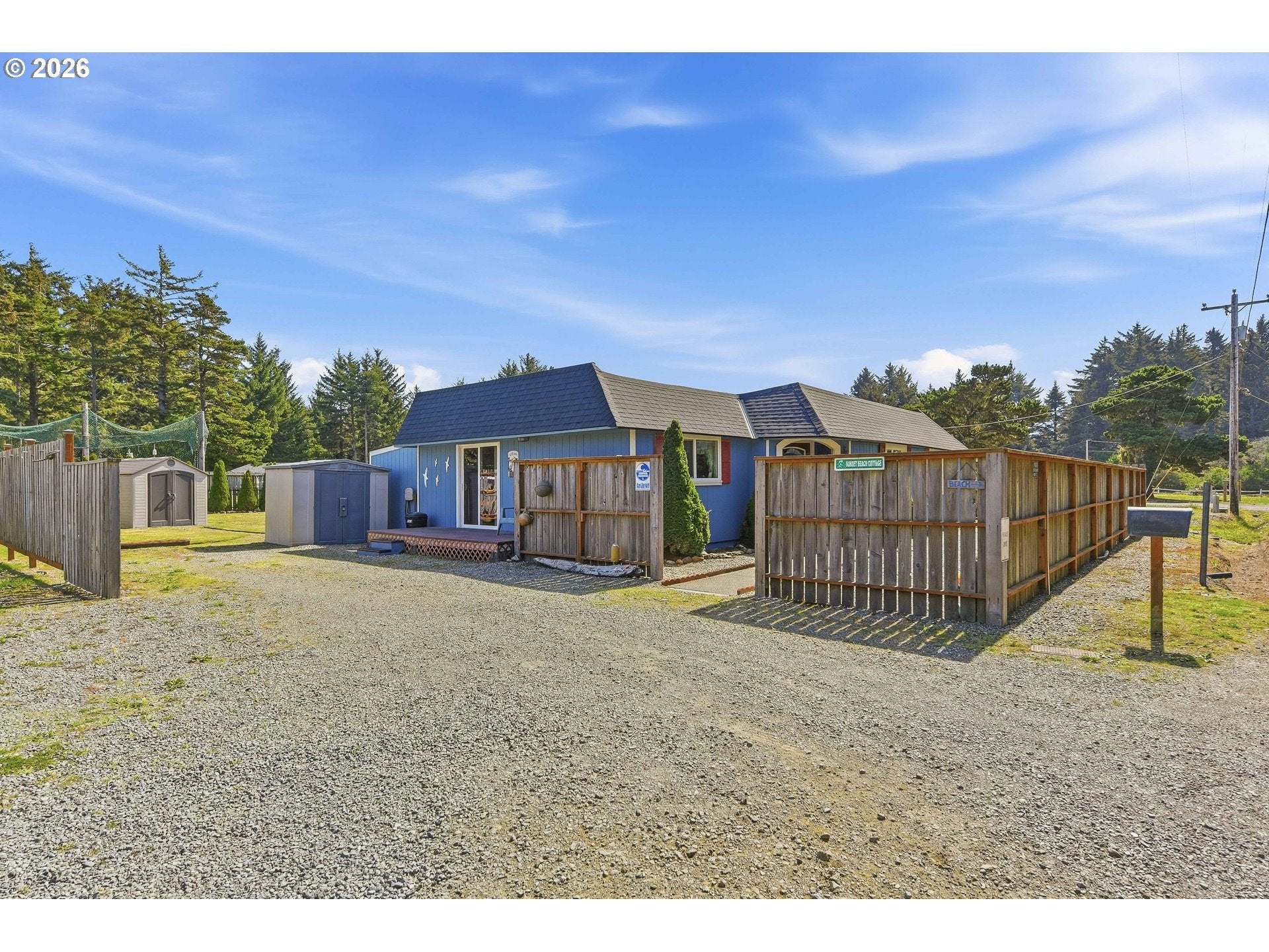 54525 BEACH LOOP RD