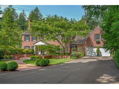 1439 SW HIGHLAND RD Portland OR 97221