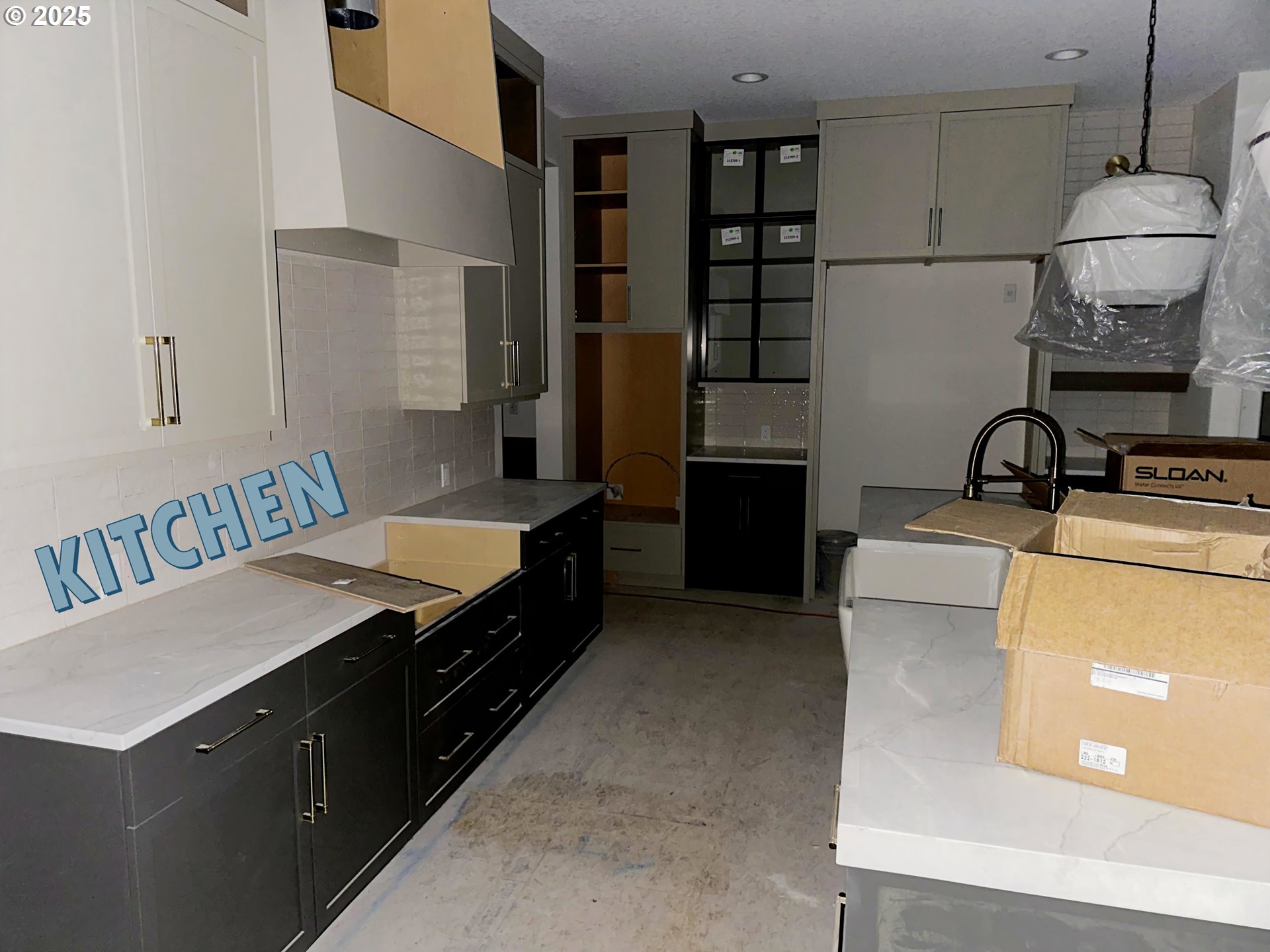 1872 PALISADES TERRACE DR