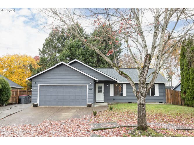 McMinnville, Oregon 97128, United States, 3 Bedrooms Bedrooms, ,2 BathroomsBathrooms,Residential,Active,242306