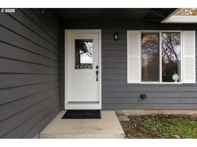 McMinnville, Oregon 97128, United States, 3 Bedrooms Bedrooms, ,2 BathroomsBathrooms,Residential,Active,242306