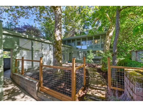 2350 COLUMBIA ST Eugene OR 97403