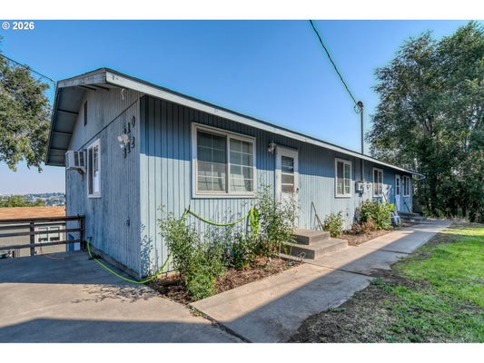 810 SW 10TH ST, PENDLETON, OR 97801 - Image c8d850738efb90236cc3ec1a993bbe3c/1025603874