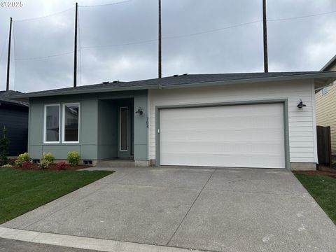 704 Magnolia AVE 43 Woodburn OR 97071