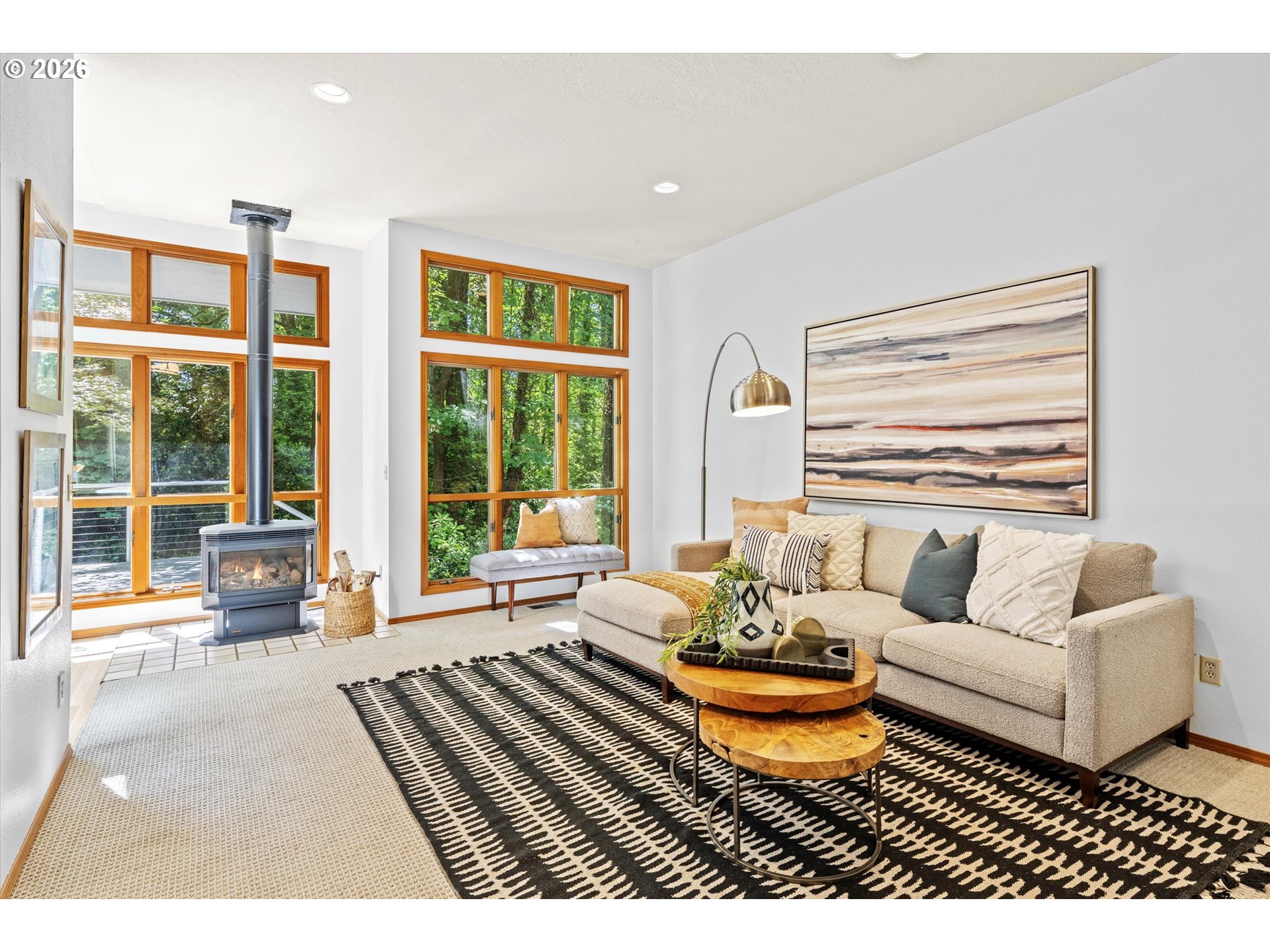 3484 DEVONSHIRE DR