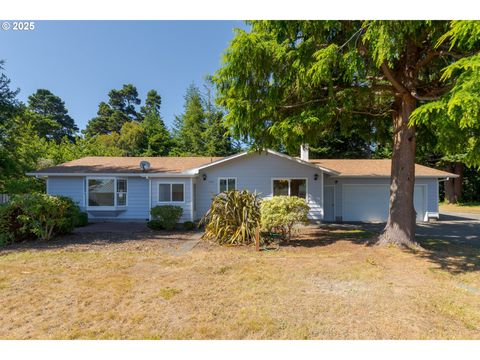 1113 1st St SE Bandon OR 97411